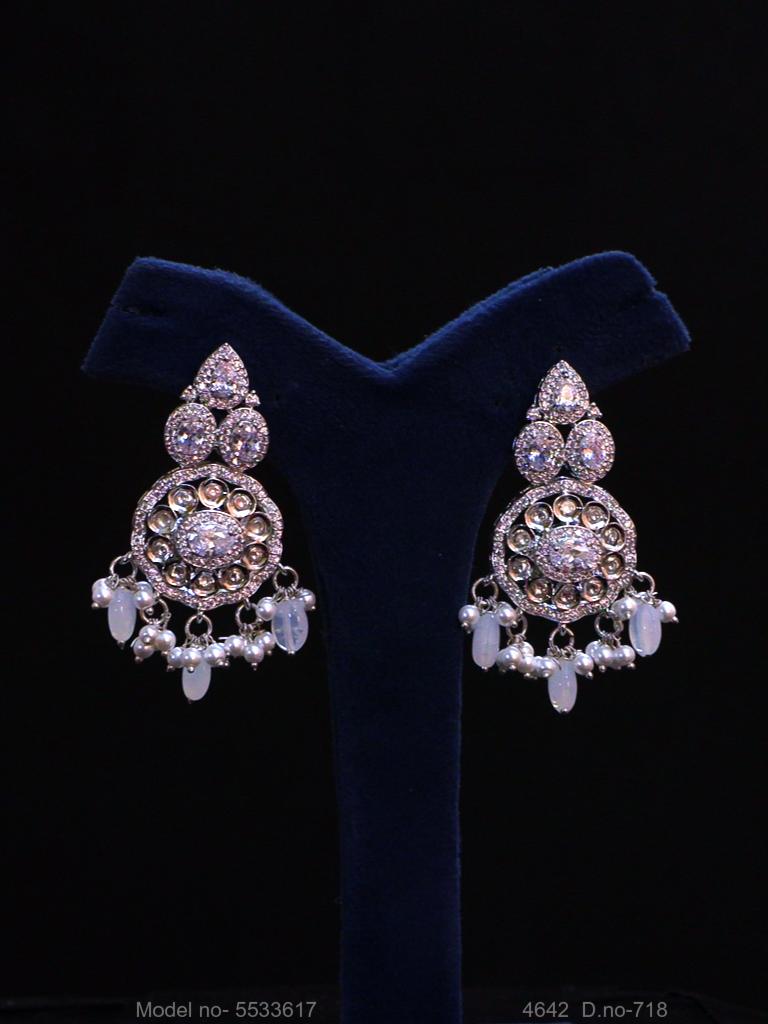 Jewelry made with original Zircons - 5533617 - View 3