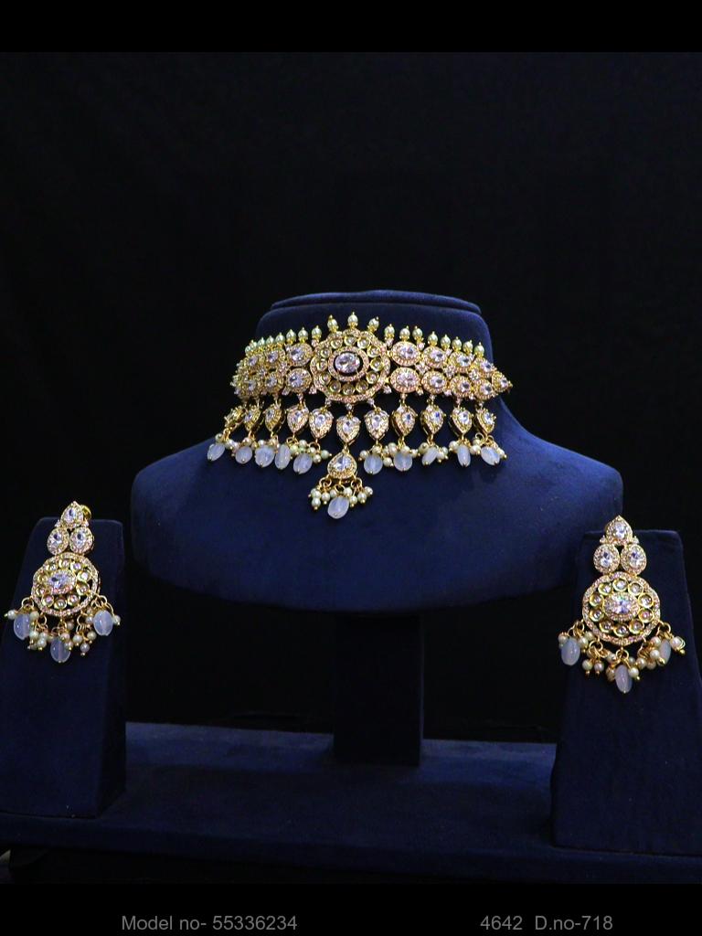 Jewelry made with original Zircons - 5533617 - Color variant