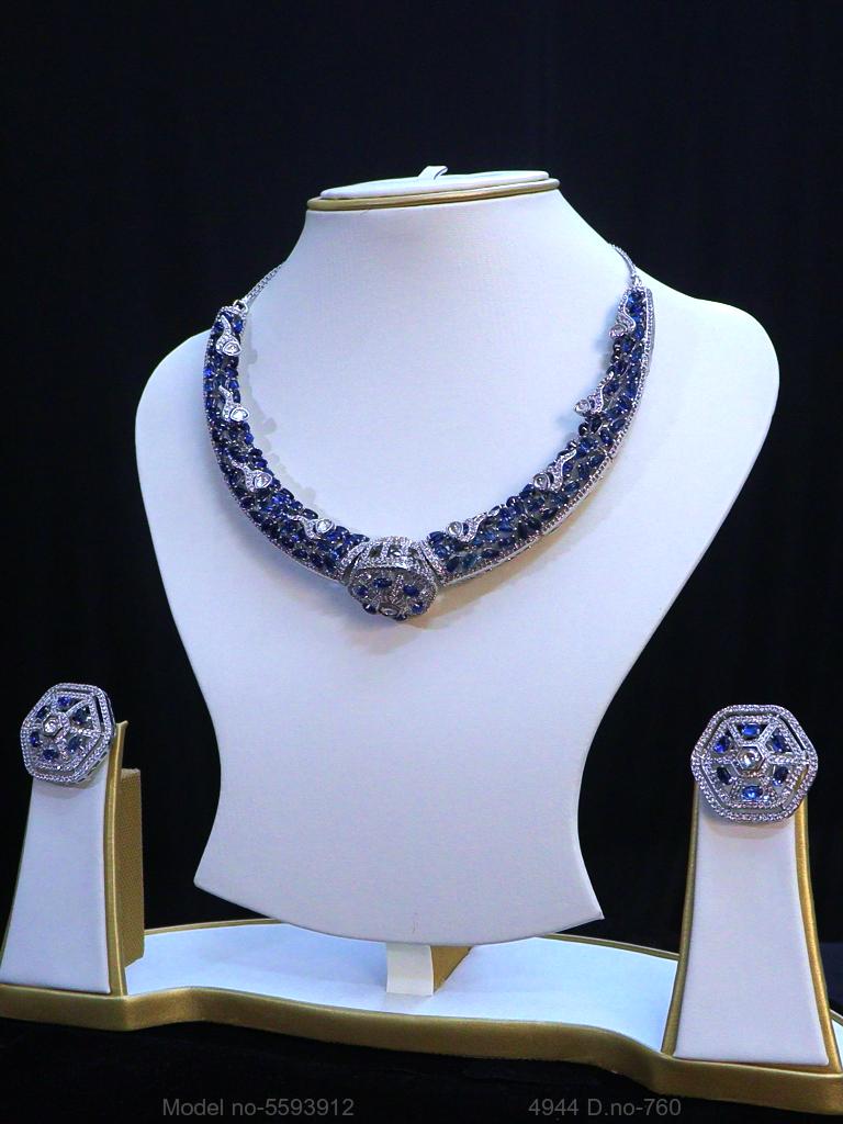 Traditional Zirconia Jewelry Set for Classy Women