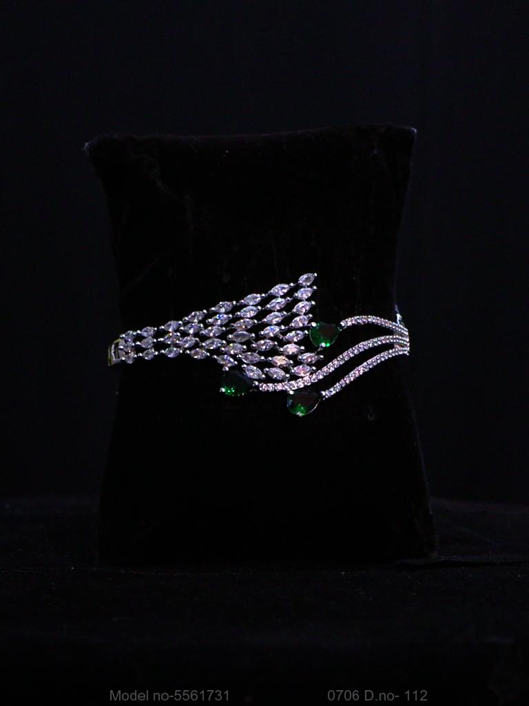 Glow Fit CZ Band - Amaara World