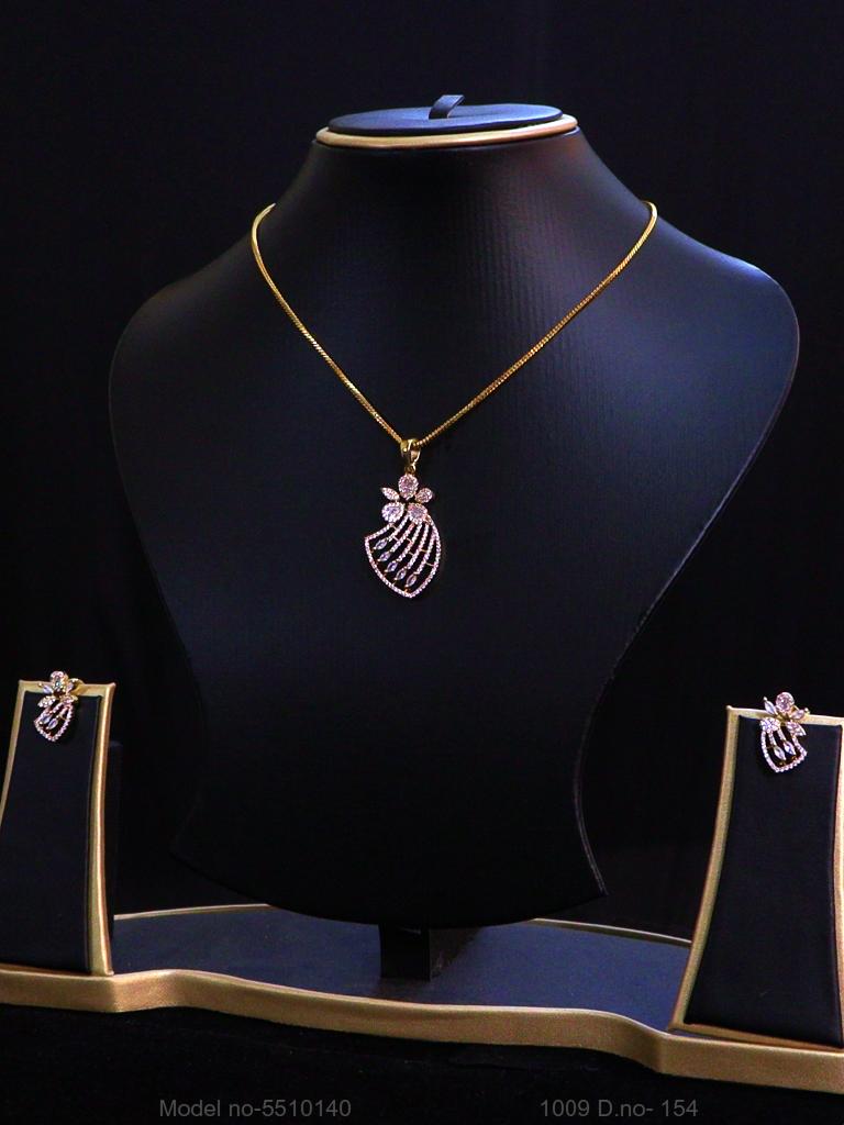 Look Awesome in every Occasion - Amaara World