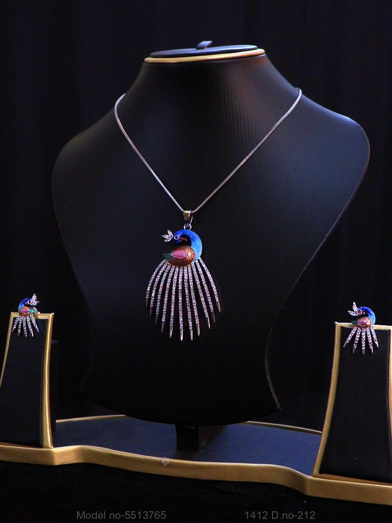 Handcrafted Masterpiece | Cz Pendant Set - Amaara World