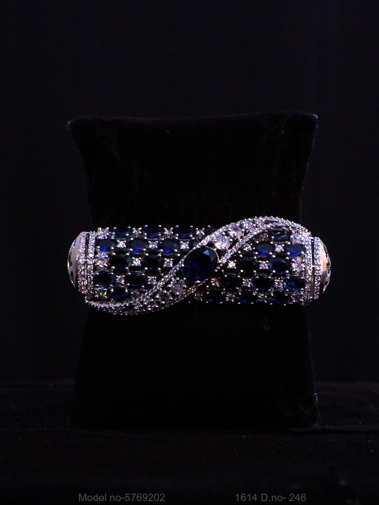 Subtle Shine Band - Amaara World