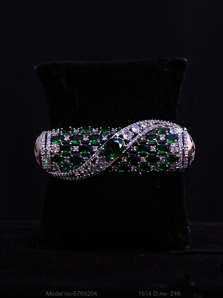 Signature Spark Bracelet - Amaara World