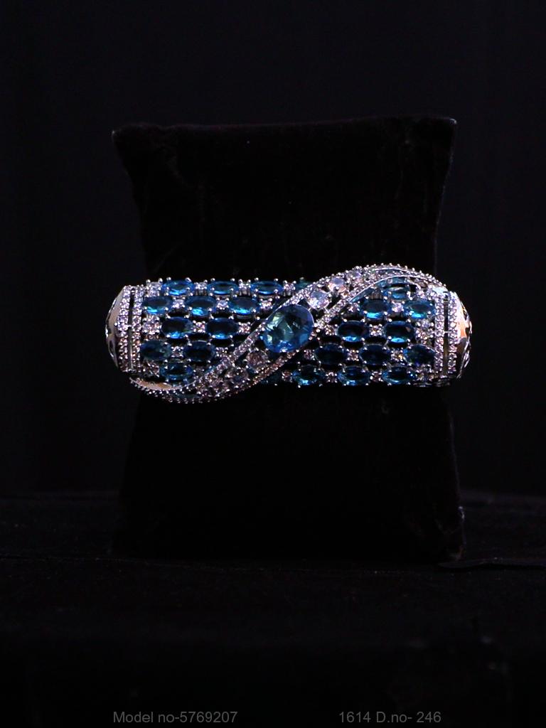 Premium Export Bracelet - Amaara World