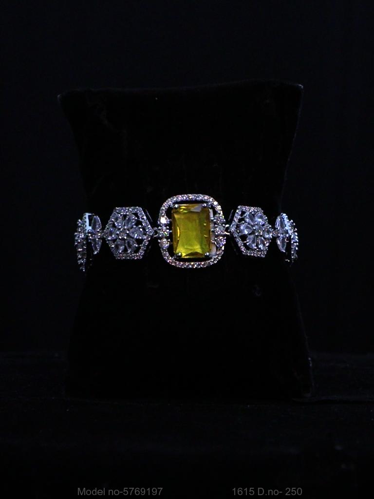 Royal Bride CZ - Amaara World