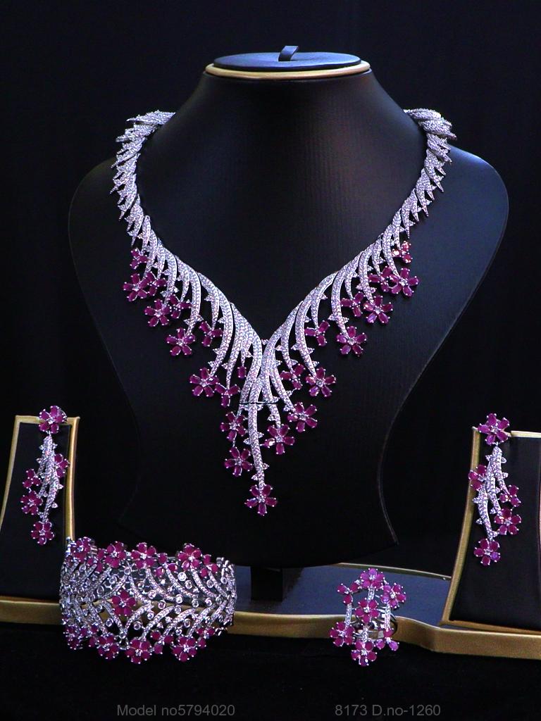 The best Gift for a Woman ! Jewelry - Amaara World