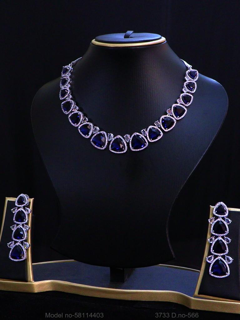Ideal Gifts for Women | Jewelry Set - View A