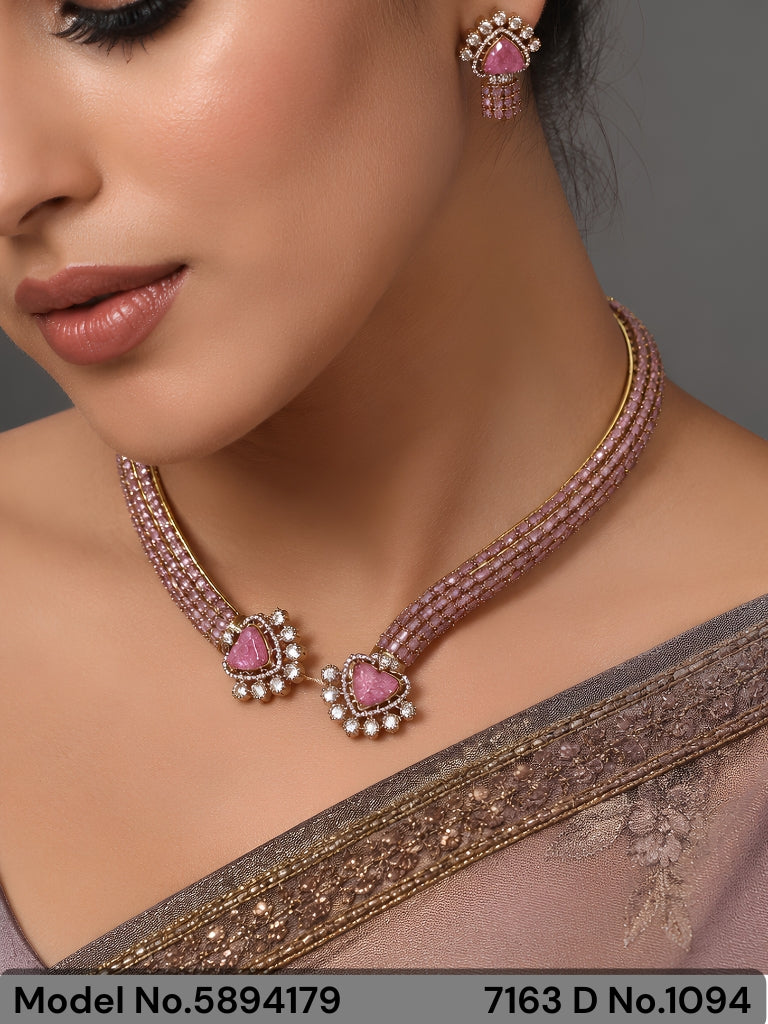 Ideal Gift for Traditional Ladies - Amaara World