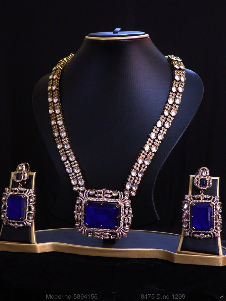 A Masterpiece | Handcrafted Traditional Jewellery Set - View A