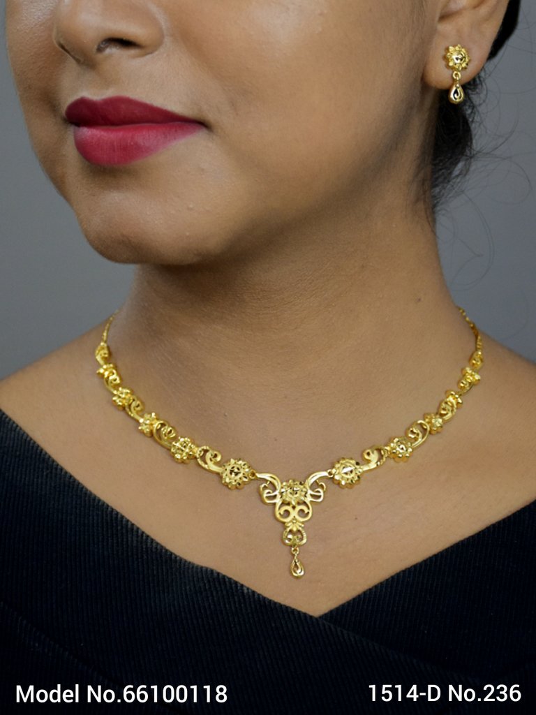 Gold Plated Necklaces - Style 3 - Amaara World