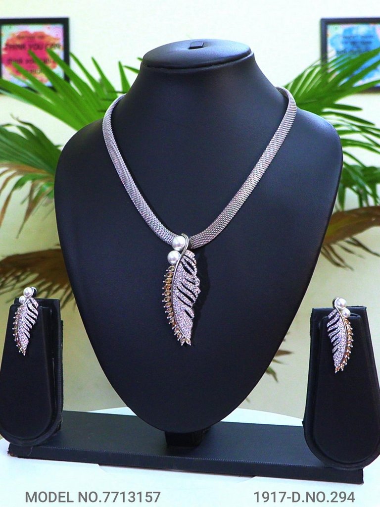 Award winning design | Partywear - Style 2 - Amaara World