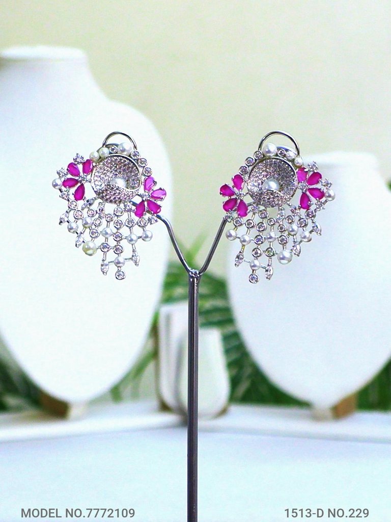 Partywear Earrings for Weddings - Amaara World