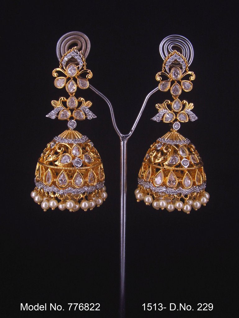 Earrings made of Cubic Zircons - Amaara World