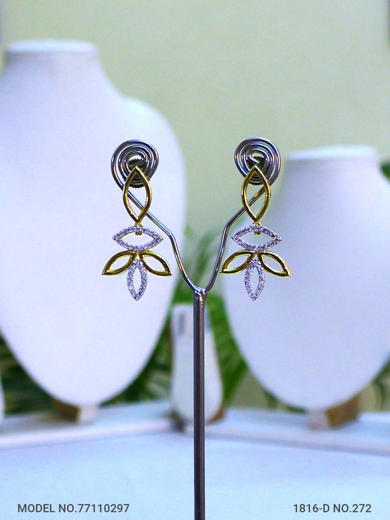 Classic Pattern | Fine Fashion Jewelry - View B