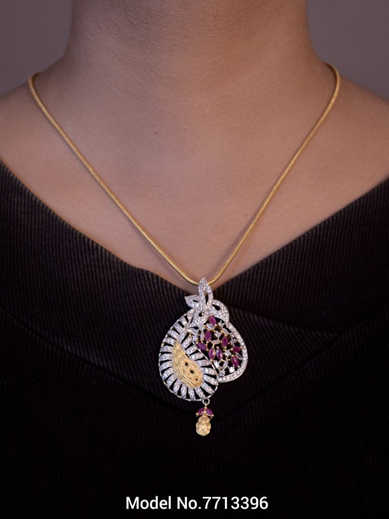 Traditional Pendant in Trend - View B