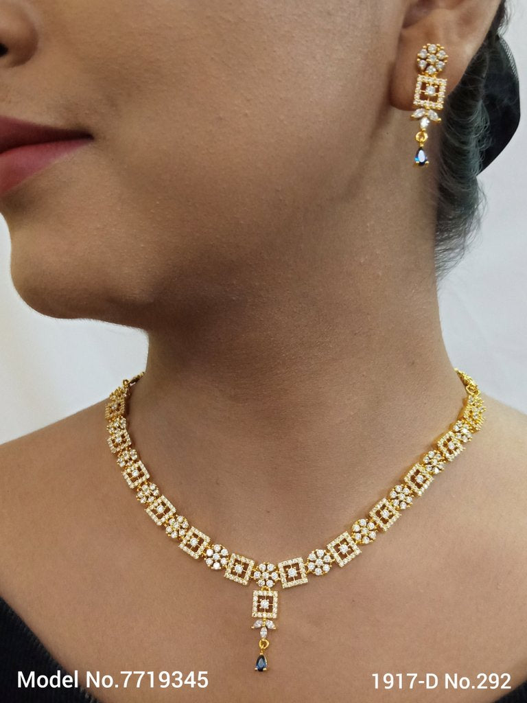 Necklace Set crafted for bold Women - View A