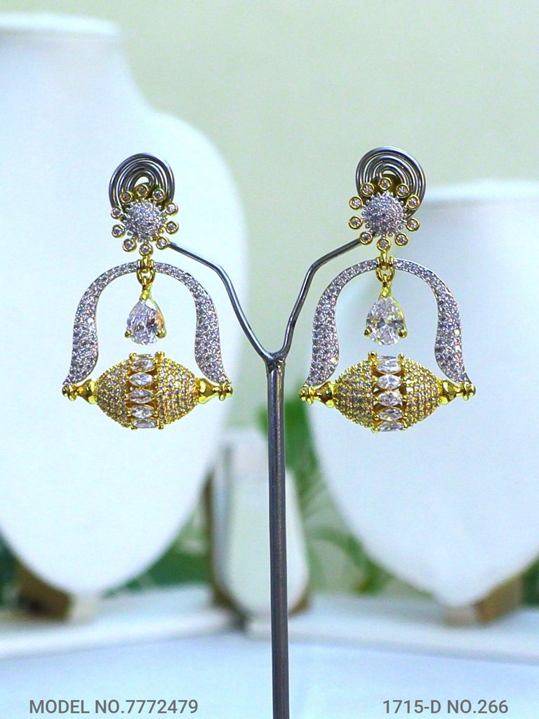 Statement Earrings - Amaara World