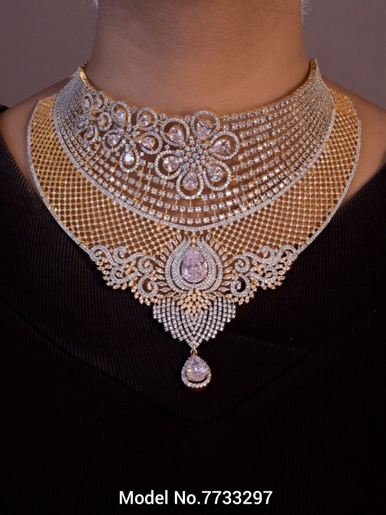 Original Handcrafted Zircon Set - 7733297 - View 3