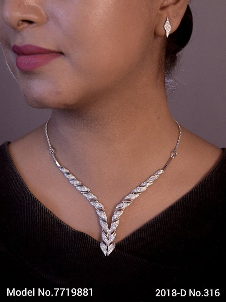 Made in India | Cz Necklace Set - Style 1 - Amaara World