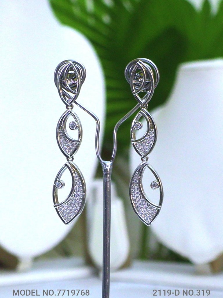 Light weighted CZ Necklace Set - View B