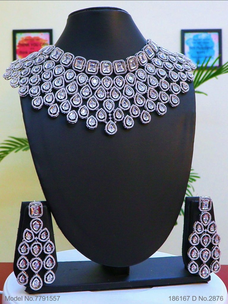 Indian Craftsmanship at its Best ! - Amaara World