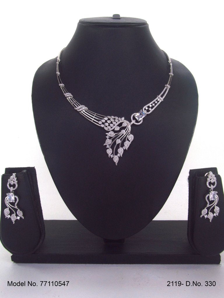 Classic Pattern | Fine Fashion Jewelry - Amaara World
