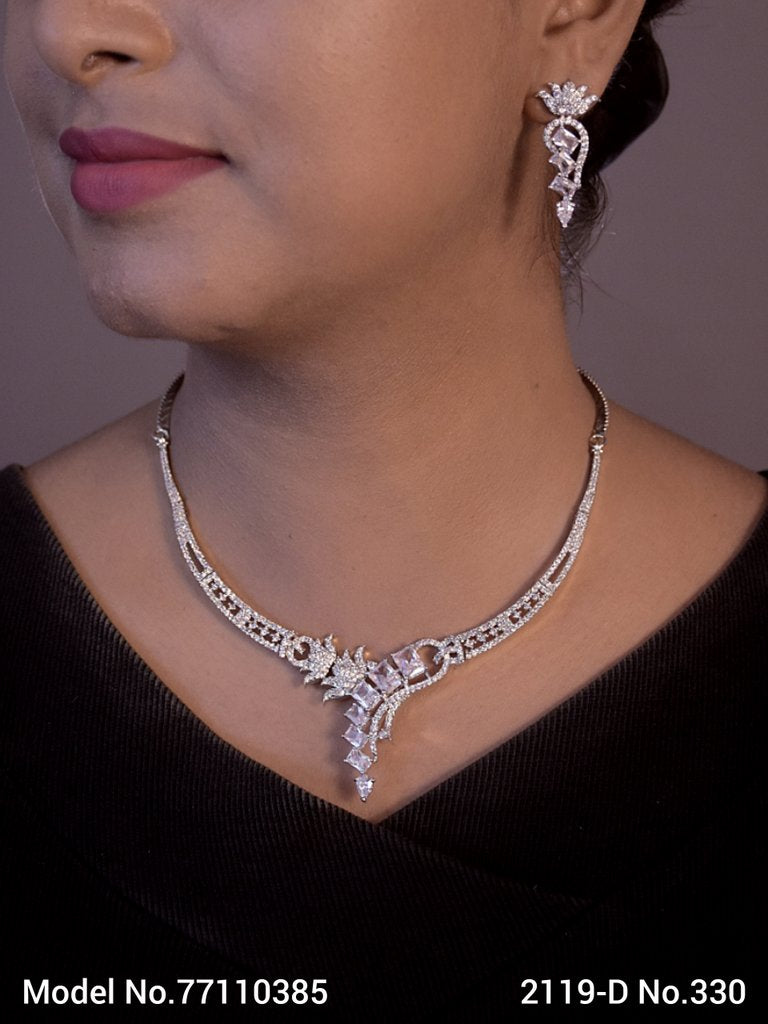 Classic Modern Day Gift Jewelry for Women - Amaara World