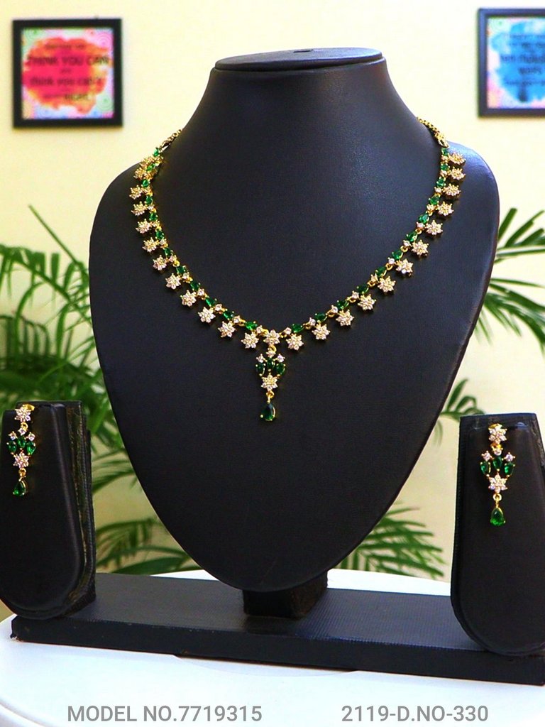Light weighted CZ Necklace Set - Amaara World