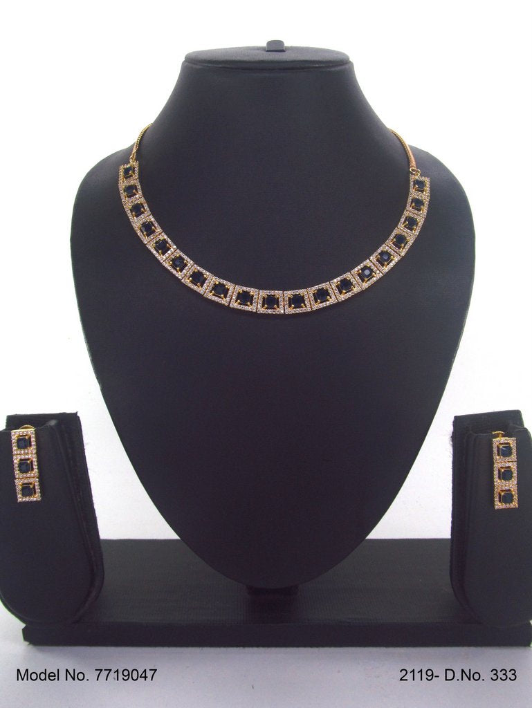 Classic Pattern | Fine Fashion Jewelry - Amaara World