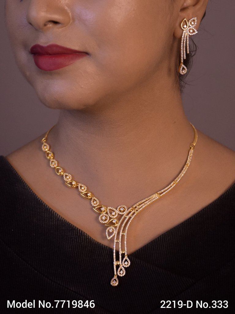 Be a Showstopper in your Party ! - Style 2 - Amaara World