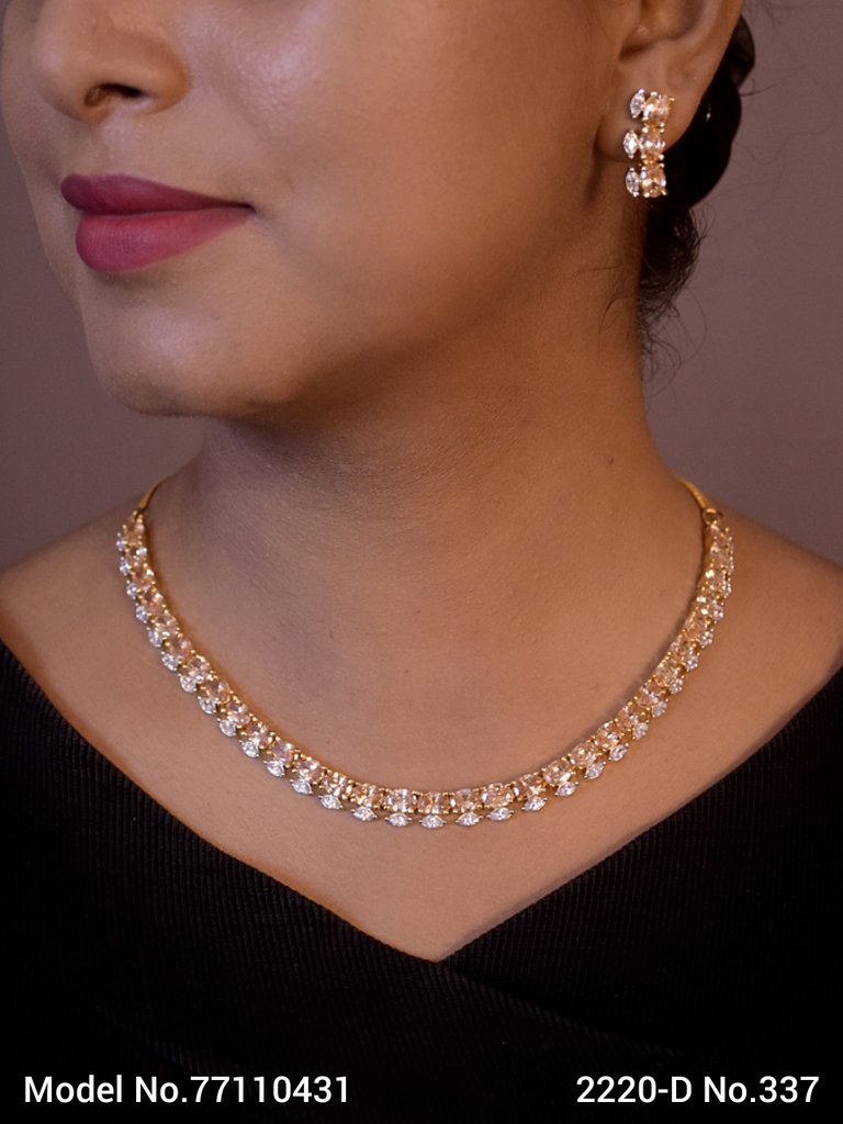 Classical Yet Trendy | Jewelry Set - Amaara World