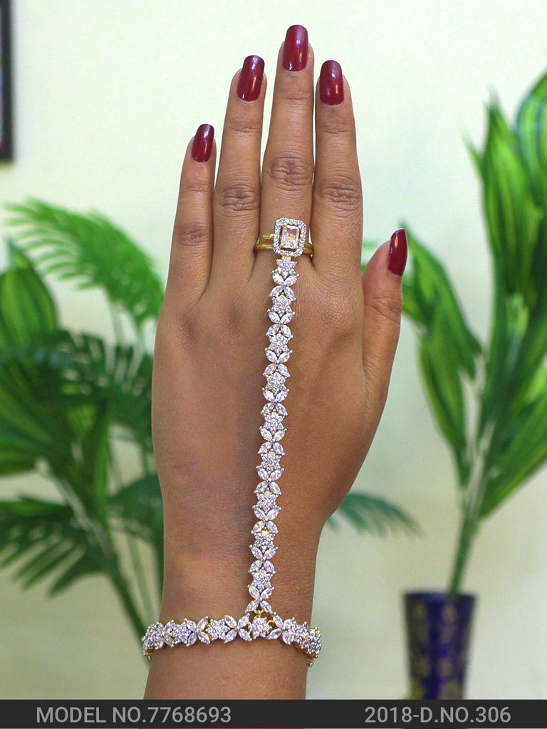 Simple Spark Bracelet - Style 2 - Amaara World