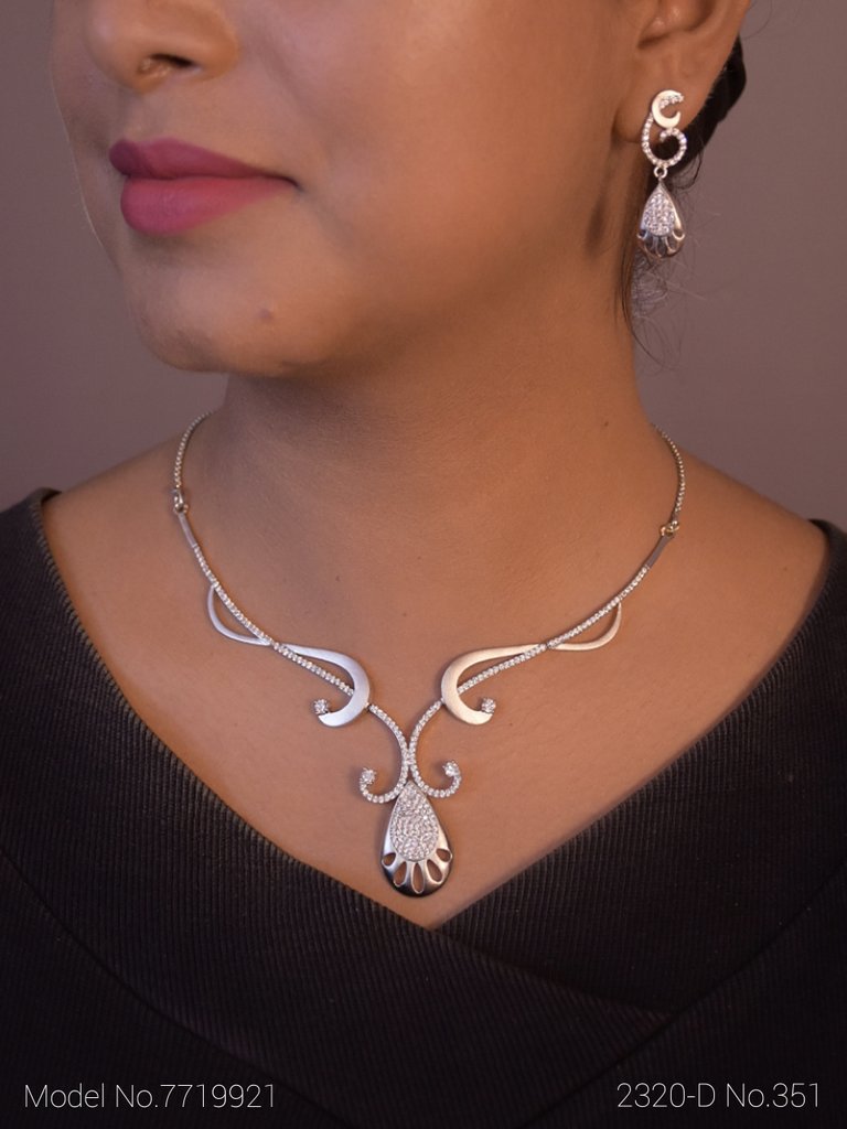 Look Awesome in every Occasion - Amaara World USA - SKU 7719921