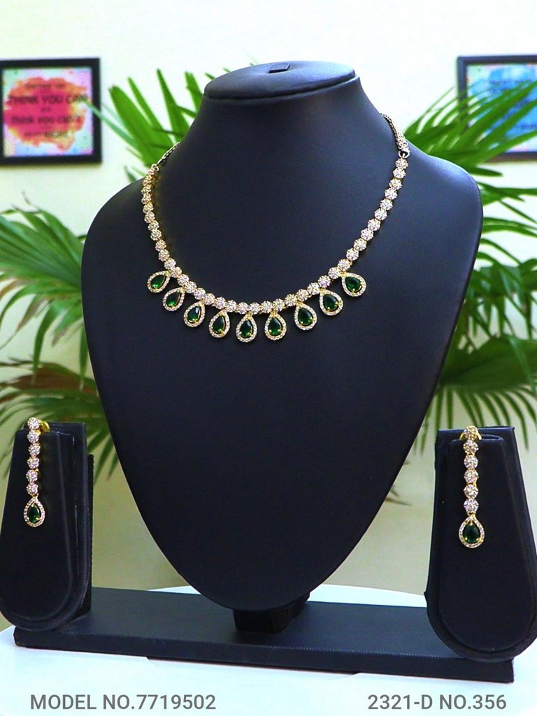 Necklace Set crafted for bold Women - Amaara World