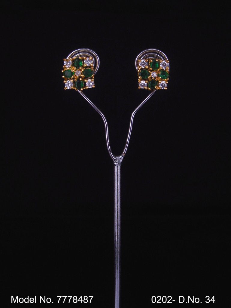 Wedding Gifts | Stud Earrings for royal looks - Style 4 - Amaara World