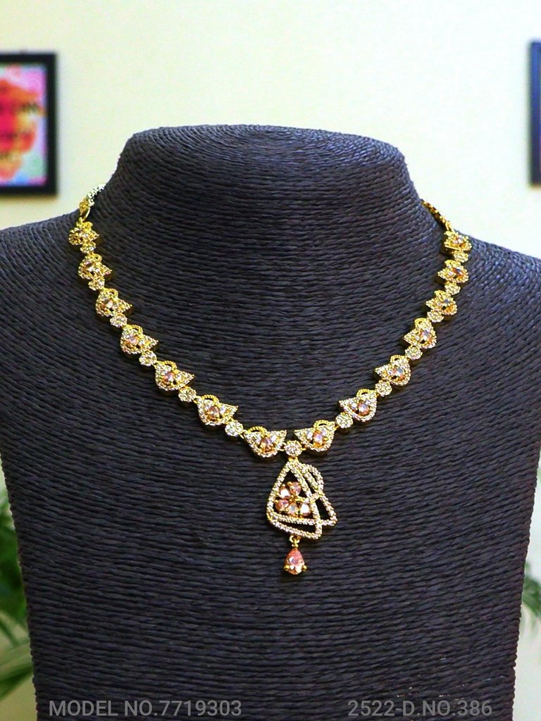 Ideal Gifts for Women | Jewelry Set - View A