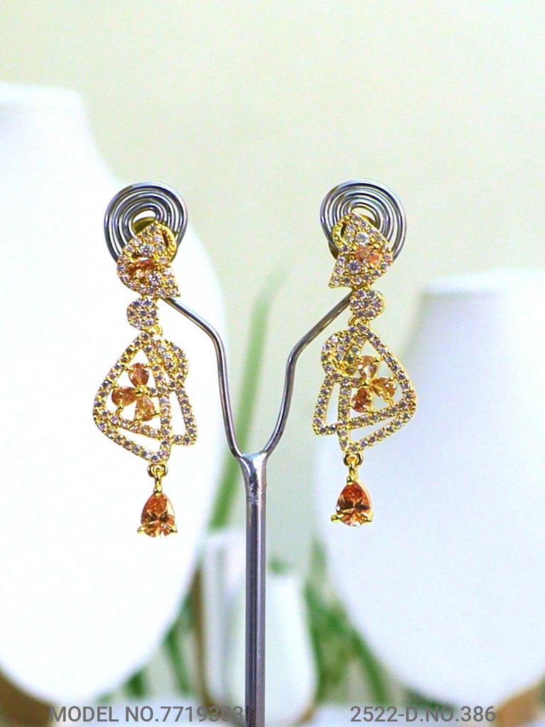 Ideal Gifts for Women | Jewelry Set - View B