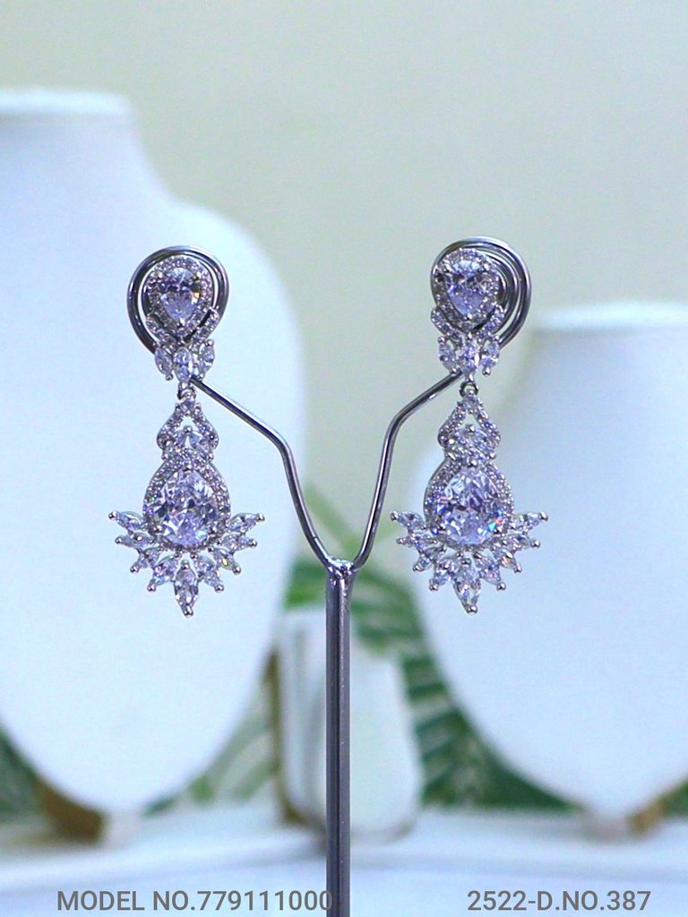 Wedding Jewelry | Light Weight - View B