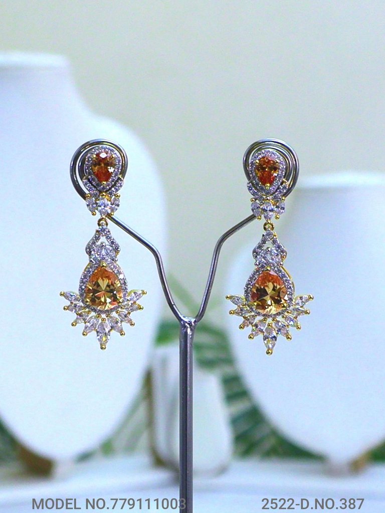 Necklace Set for Wedding Occasions - View B