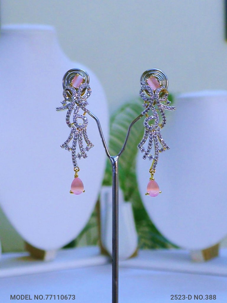 Be a Showstopper in your Party ! - View B