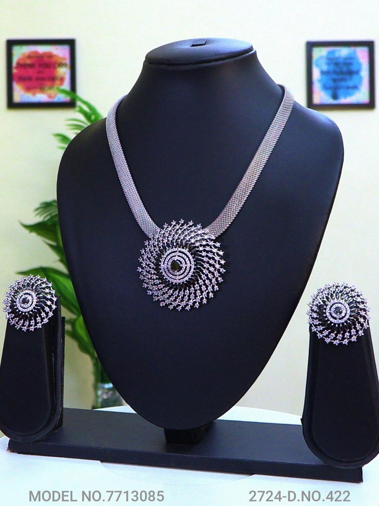 Pendant for Wedding Occasions - Style 2 - Amaara World