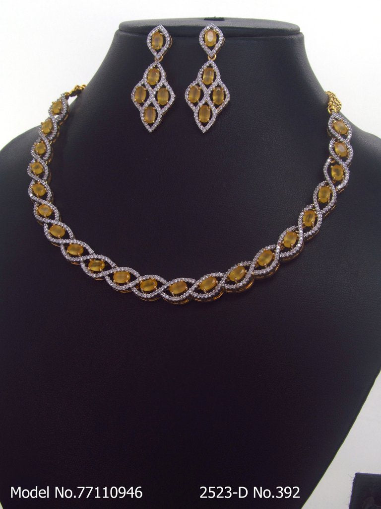Classic Necklace Set - Amaara World