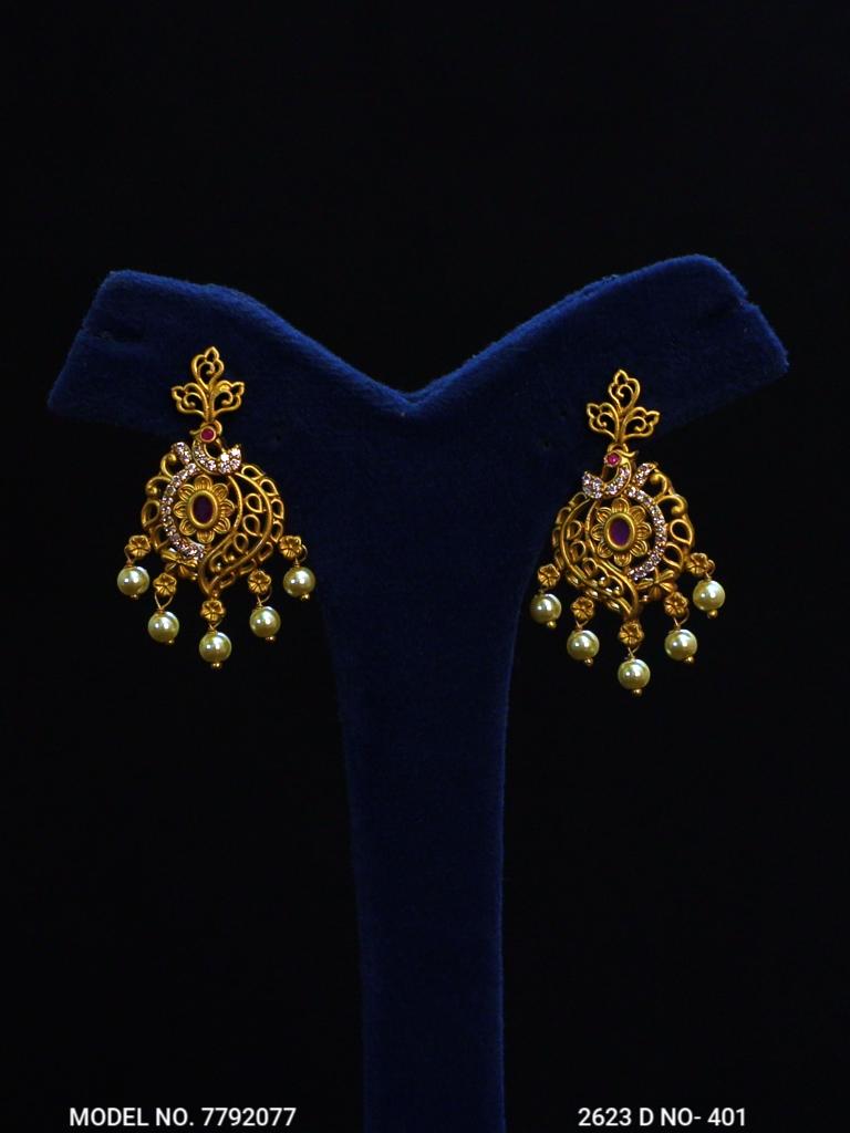 Traditional Necklaces