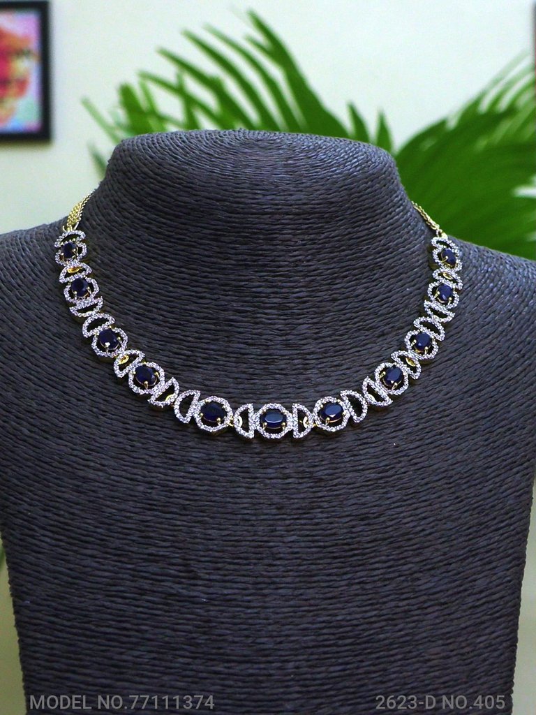 Be a Showstopper in any Party ! - View A