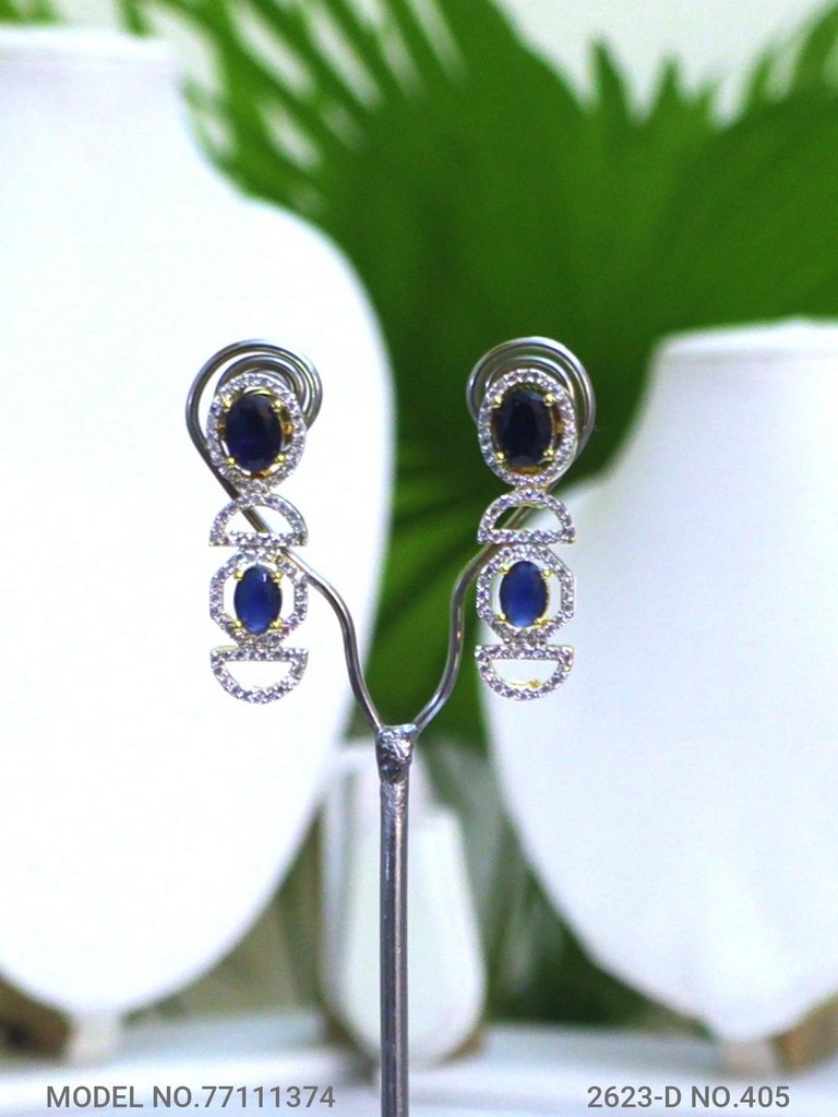Be a Showstopper in any Party ! - View B