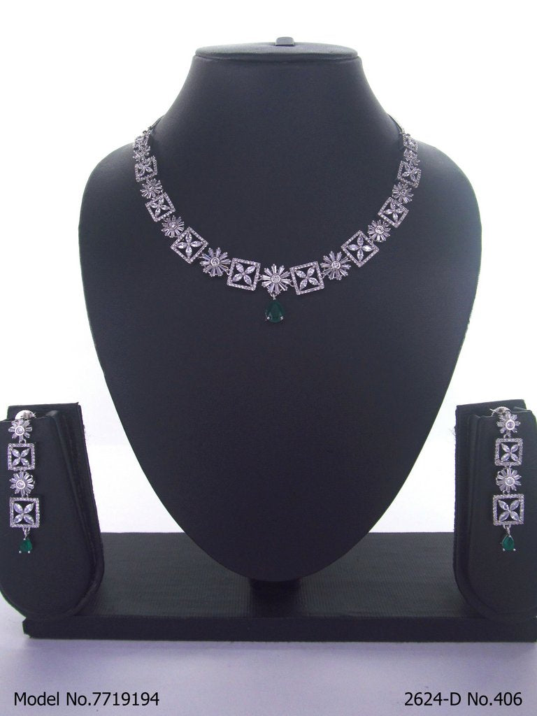 Be a Showstopper in any Party ! - Amaara World
