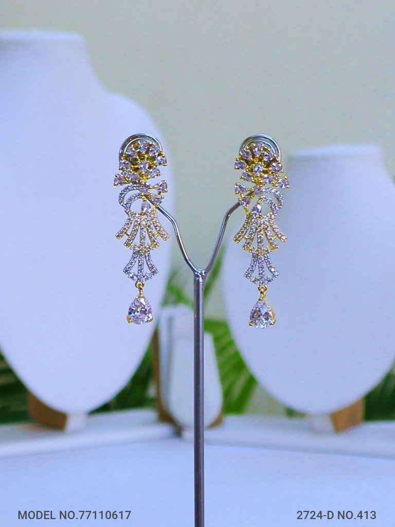 Classic yet Trendy | Cz Fashion Necklace Set - View B