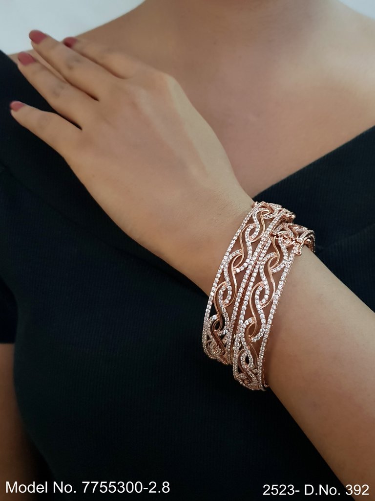 Luxury Line Bangles - View 2 - Amaara World