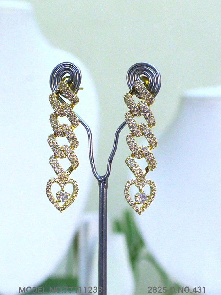 Be a Showstopper in your Party ! - View B